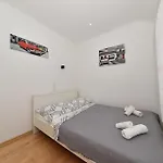2 Bedroom Awesome In