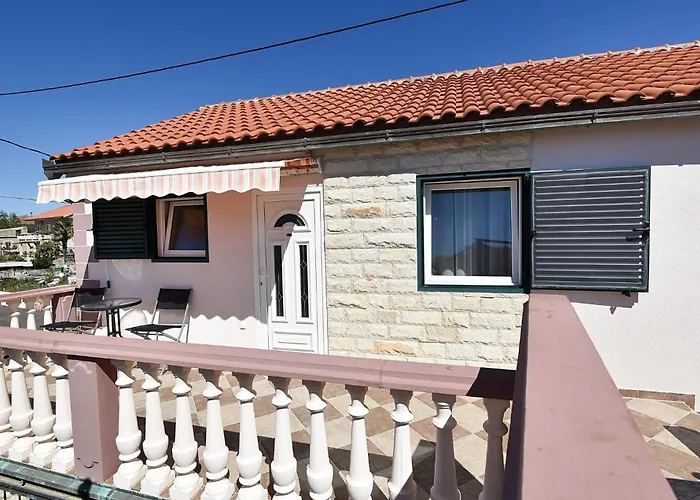 2 Bedroom Awesome In